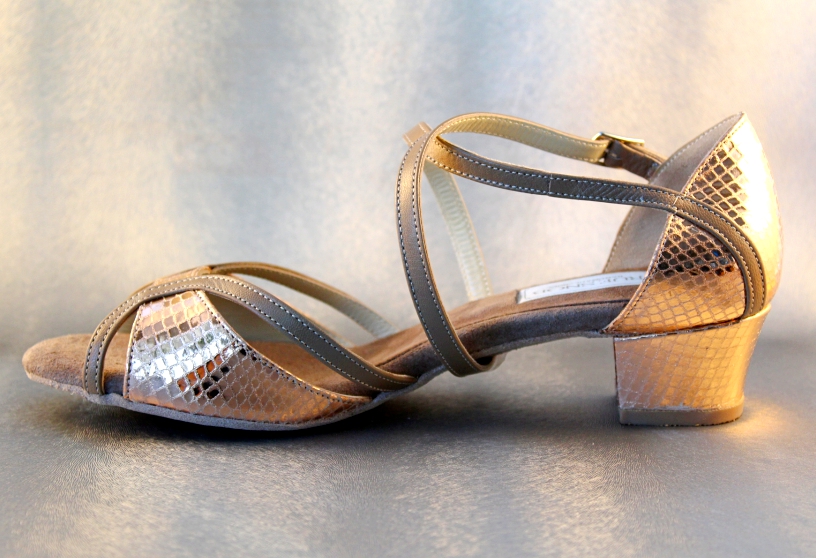 Tanzschuhe in Berlin weRK36
